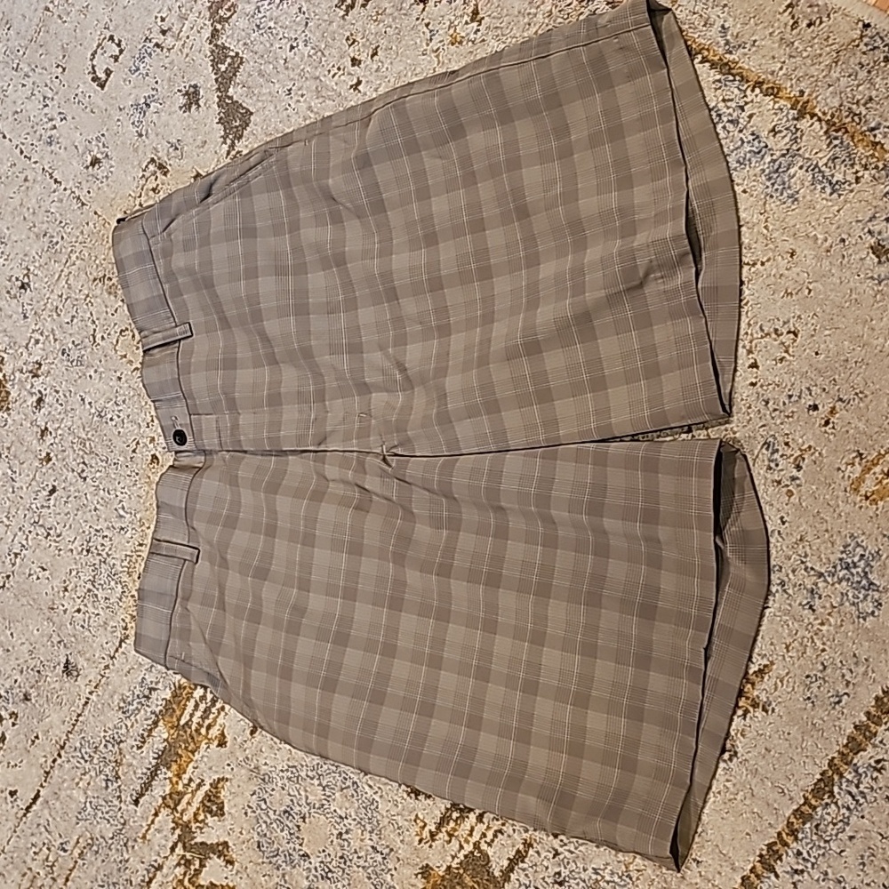 NikeGolf Mens Shorts Mens Plaid 11" Inseam Flat Front Fit-Dri